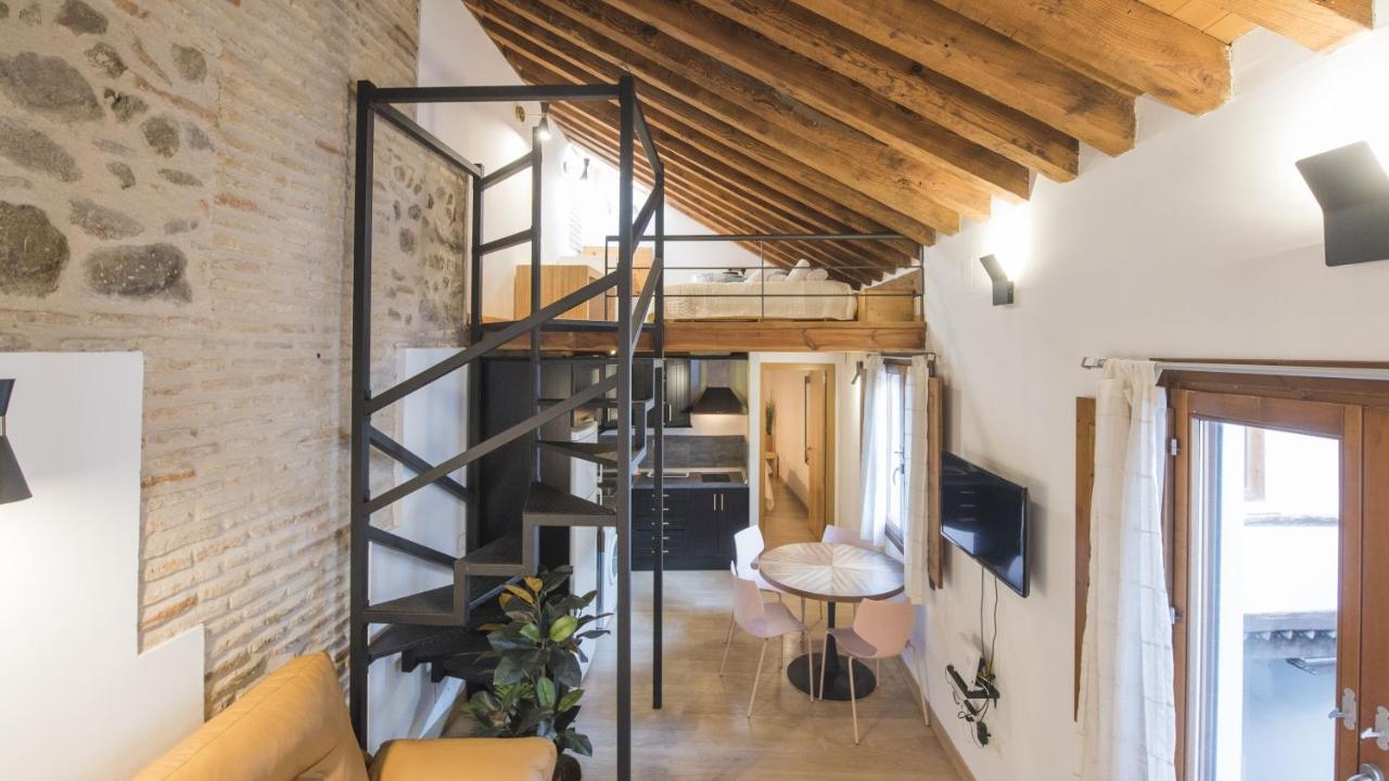 Madera Y Piedra - Apartamentos Aloha توليدو المظهر الخارجي الصورة